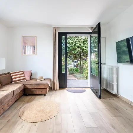 Lejlighed Khara, Paris 20mn, King Size Bed, Terrace, Free Parking